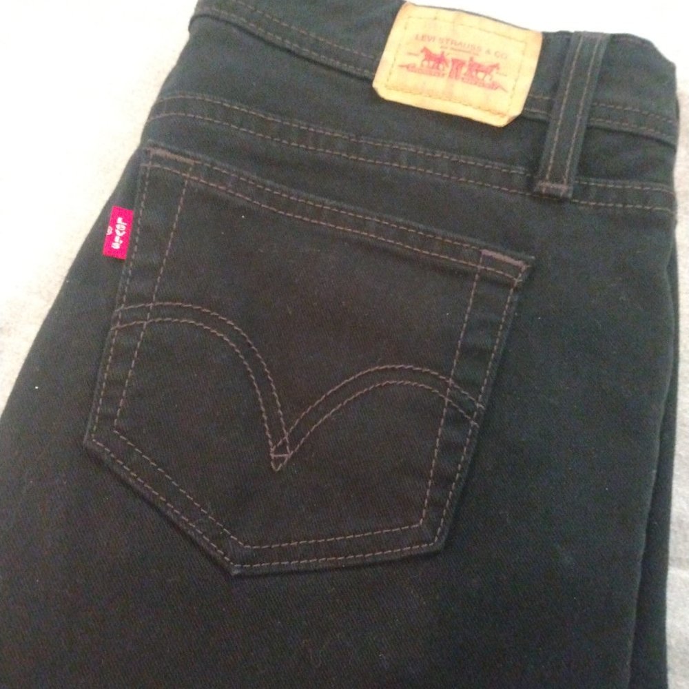 Levi's 518 Skinny Jeans Black 9M